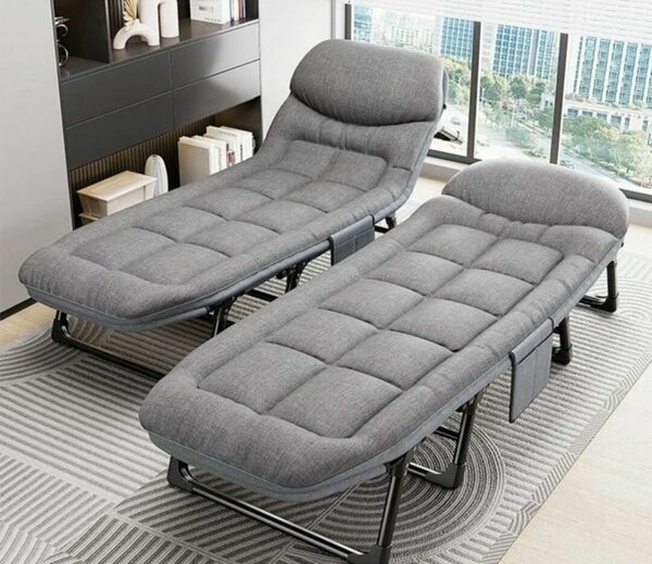 Lit pliant gris confortable pour détente