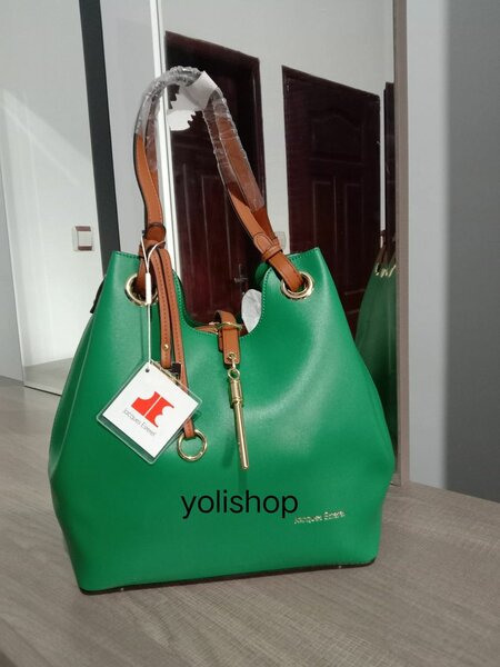 Sac à main vert élégant