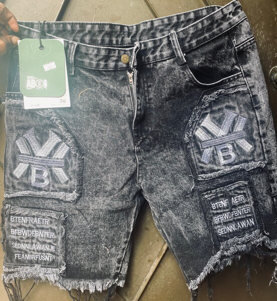 Shorts en jean délavé