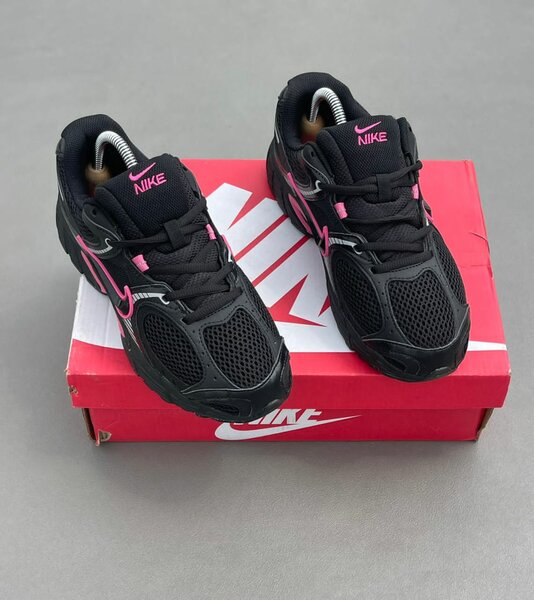 Nike Sneakers Noir Rose