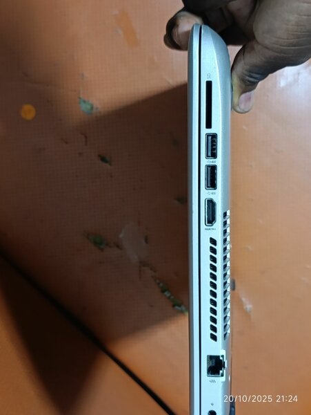 Ordinateur Portable HP 15.6"