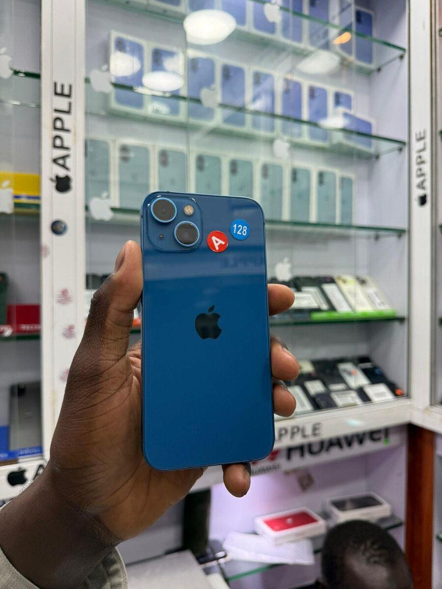 iPhone 128 Go Bleu