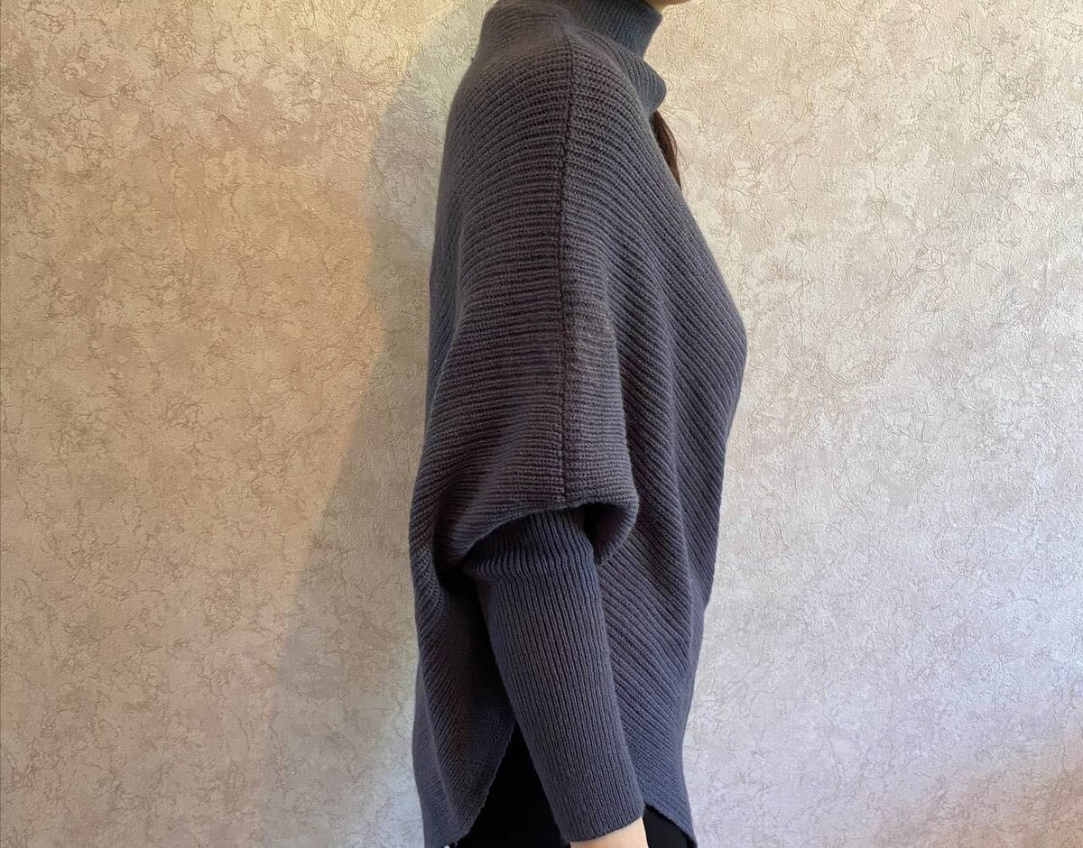 Свитер-пончо