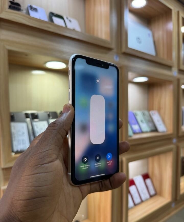 iPhone 11 Blanc 128GO