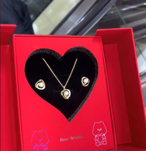 Зергер буюмдардын топтому