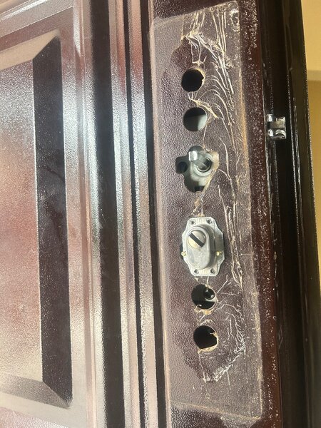 Security door repair (Locksmith)