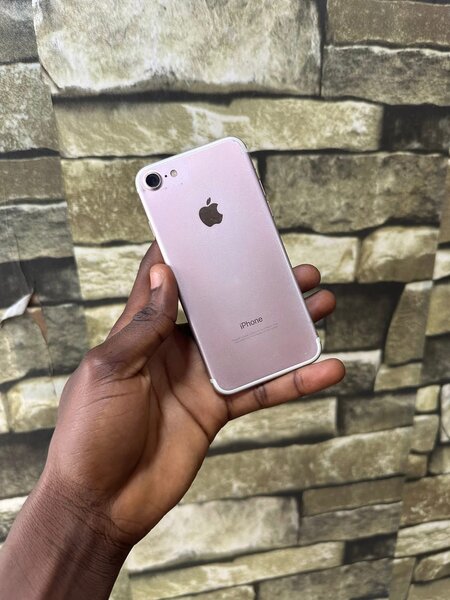 iPhone 7 Rose Gold