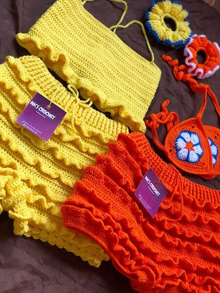 Ensemble en crochet coloré