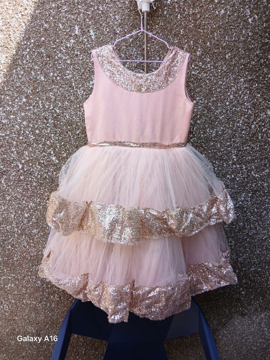 Robe de princesse pailletée