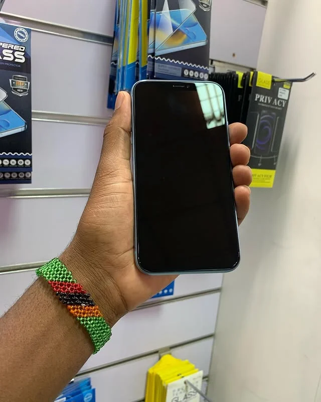 BRAND NEW IPHONE 🍏 pro 