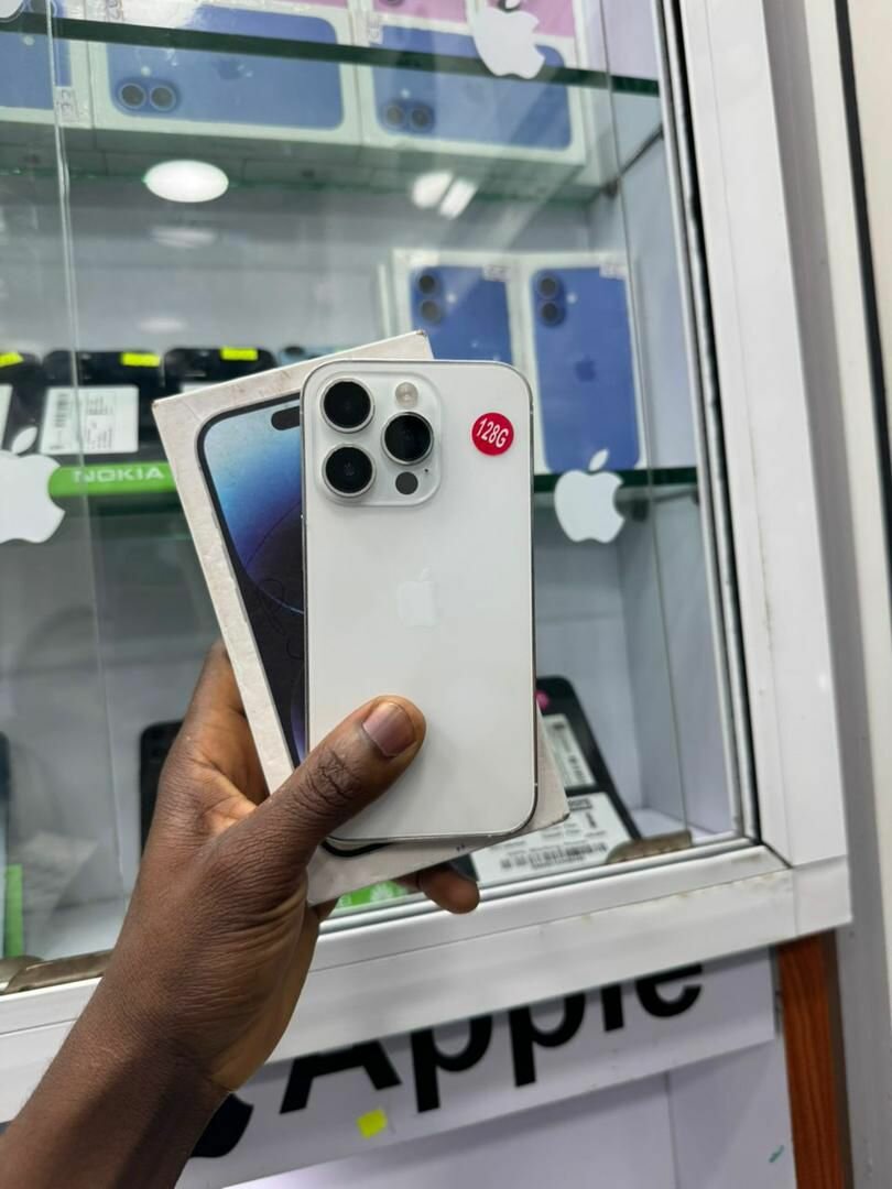 14 pro 128Go tout passe