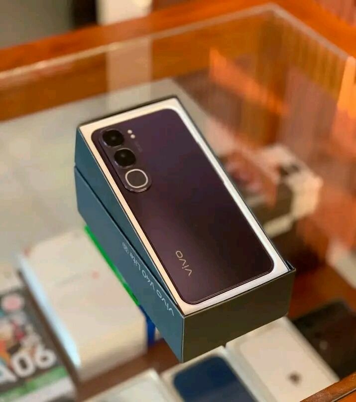 Smartphone V40 Lite 5G