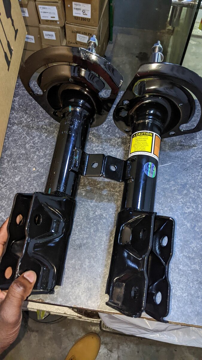 Front Shocks Absobers For Jeep Compass &  Dodge Caliber SXT