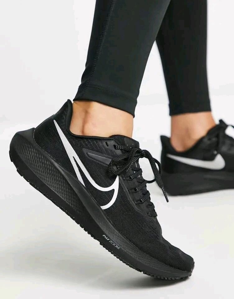 Chaussure de sport Nike