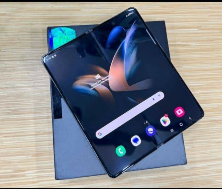 Smartphone pliable haut de gamme