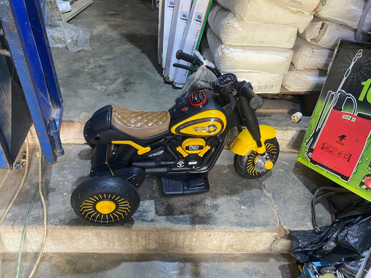 Moto électrique enfant jaune
