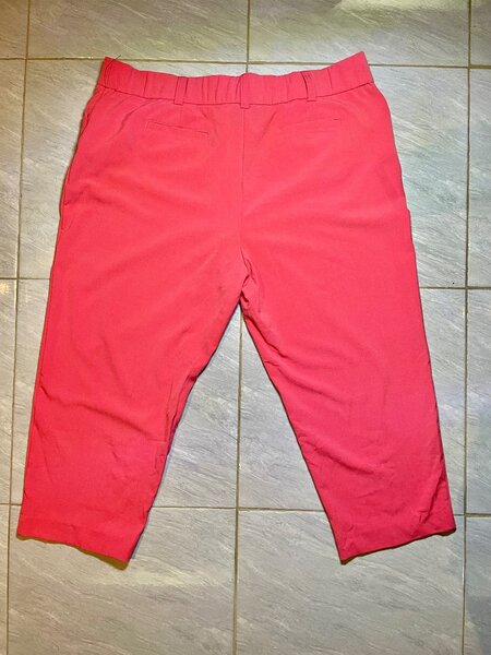 Bright Pink Cropped Trousers