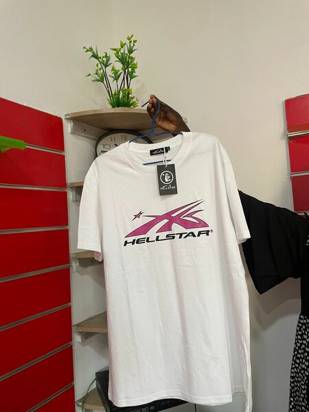 T-shirts graphiques tendance