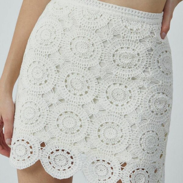 Jupe crochetée élégante