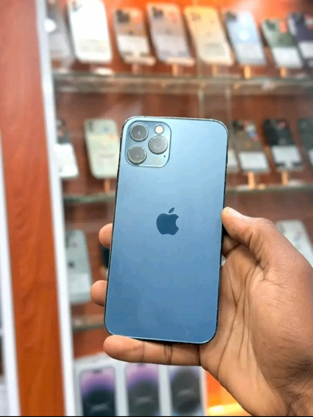 iPhone 12 Pro Max Débloqué