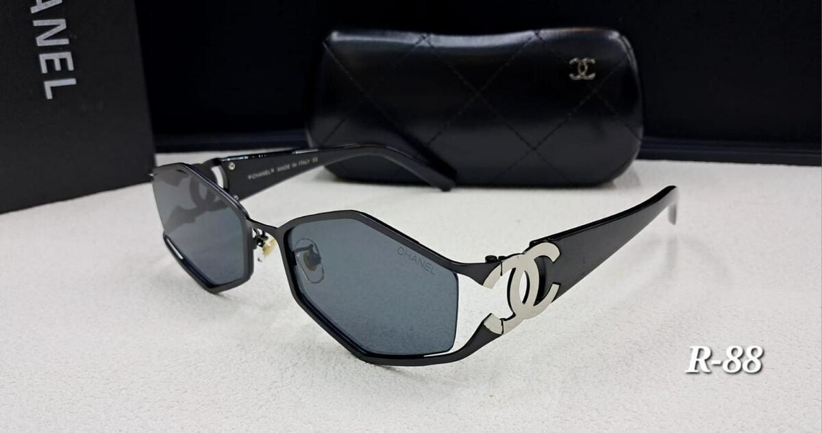 Lunettes de soleil élégantes