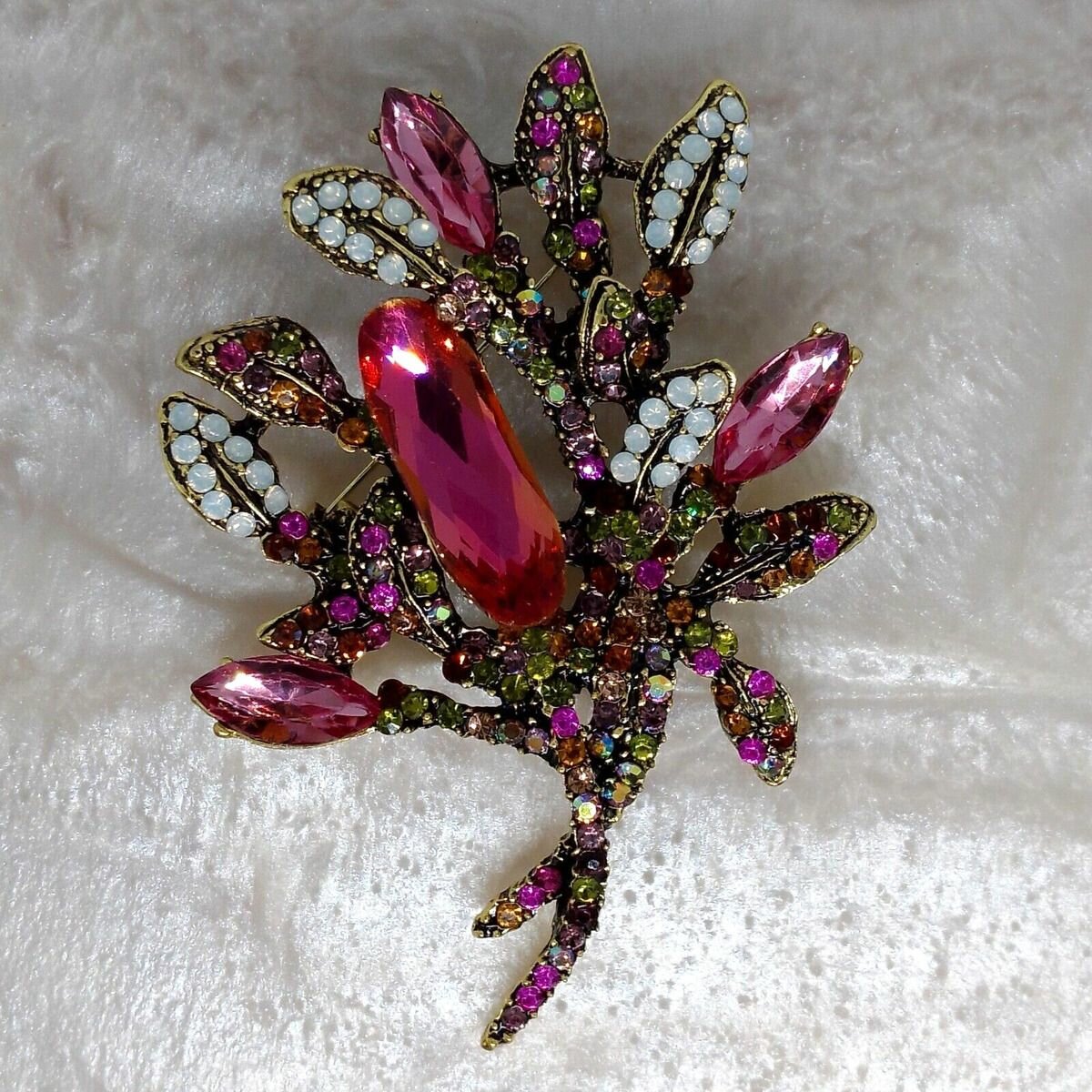 Flower brooch