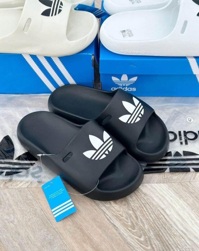 Sandales adidas