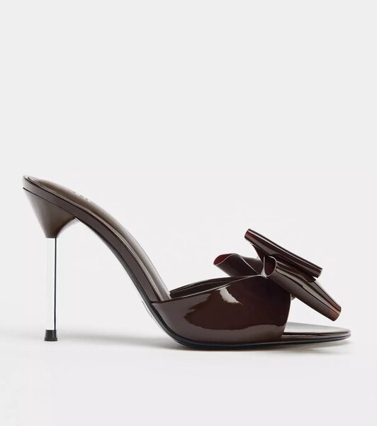 Sandales à talon élégant