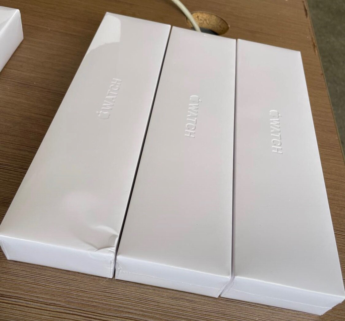 APPLE WATCHES ALL SERIES AVAILABLE