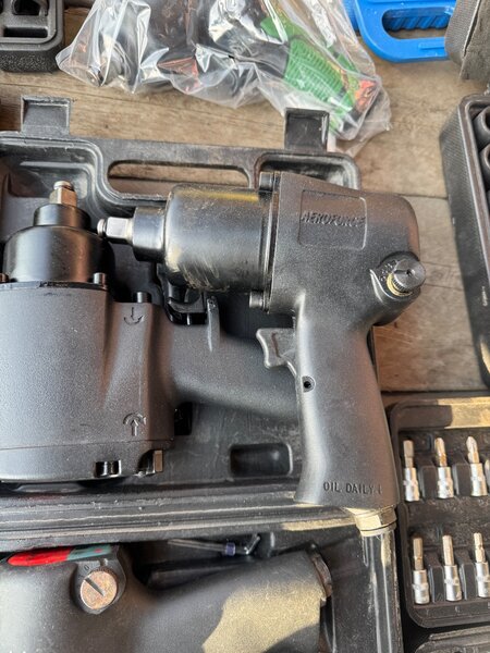 Гайковерт воздушный