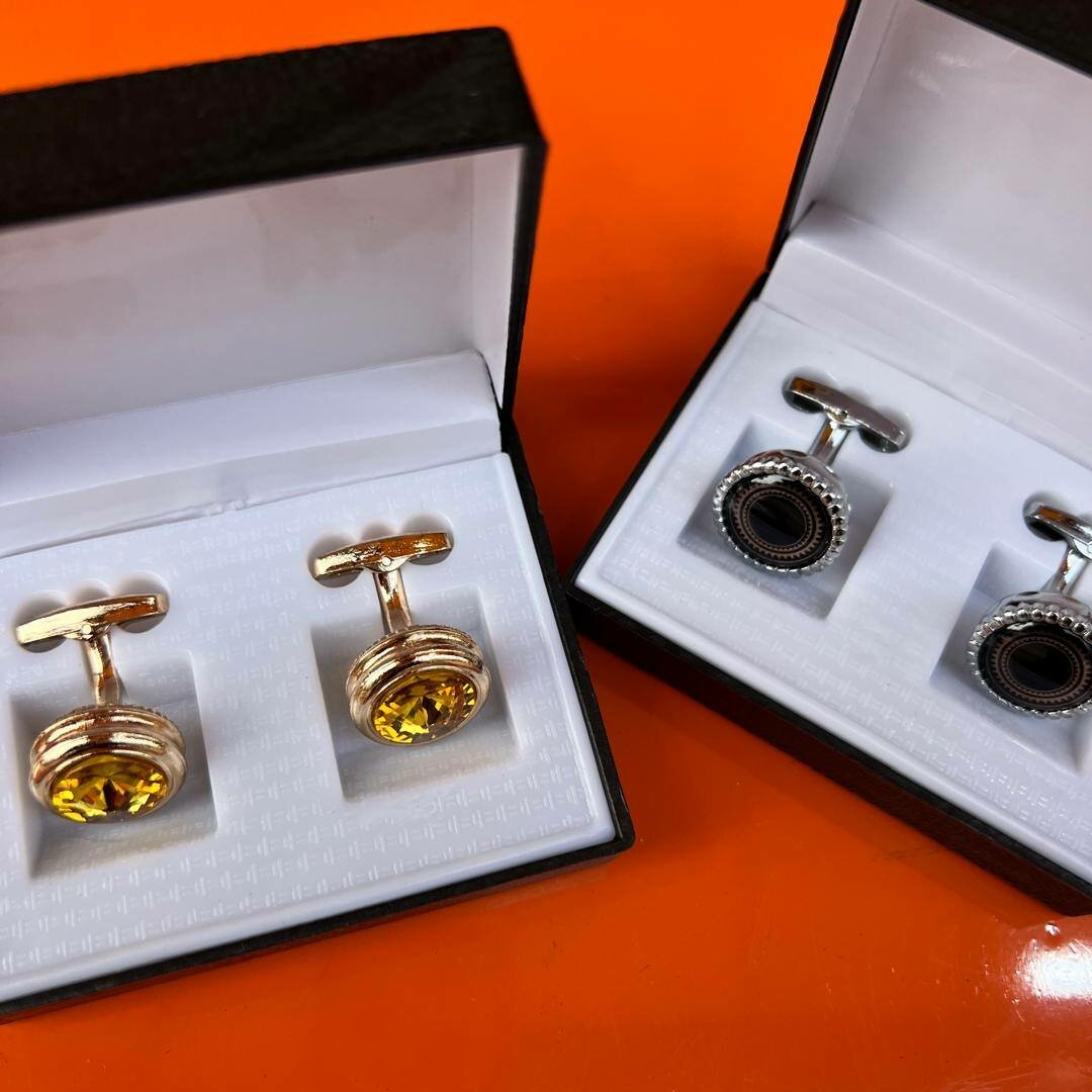 Cufflinks