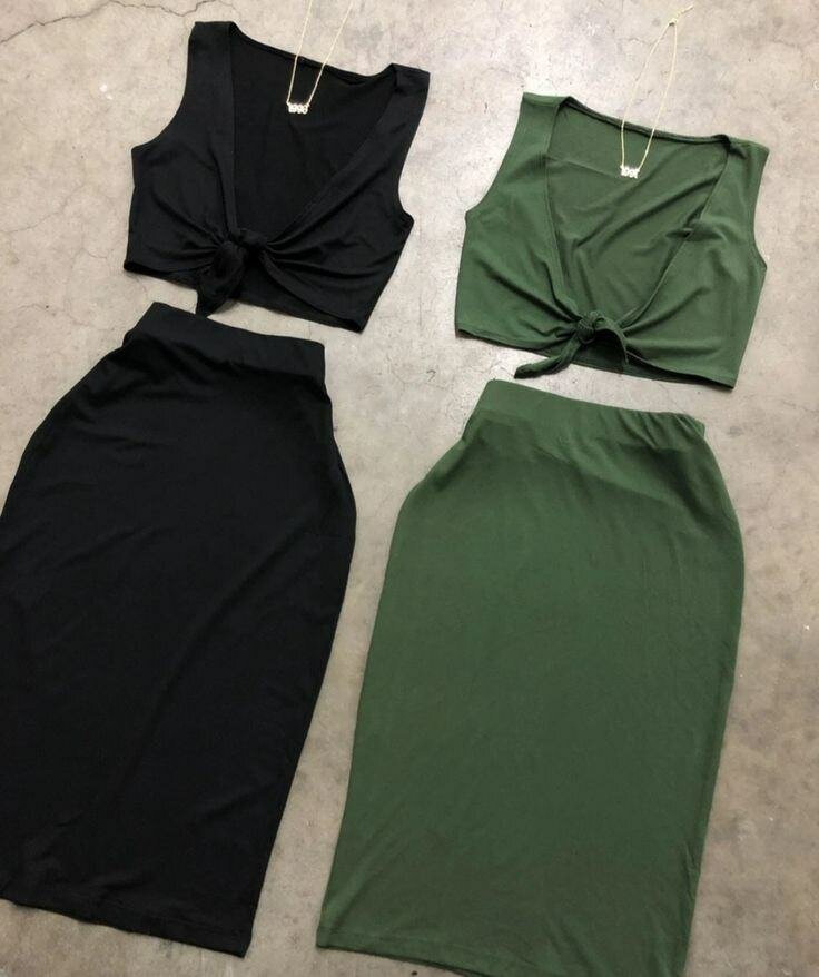 Ensemble top et jupe élégant