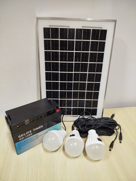Kit Solaire Éclairage Portable