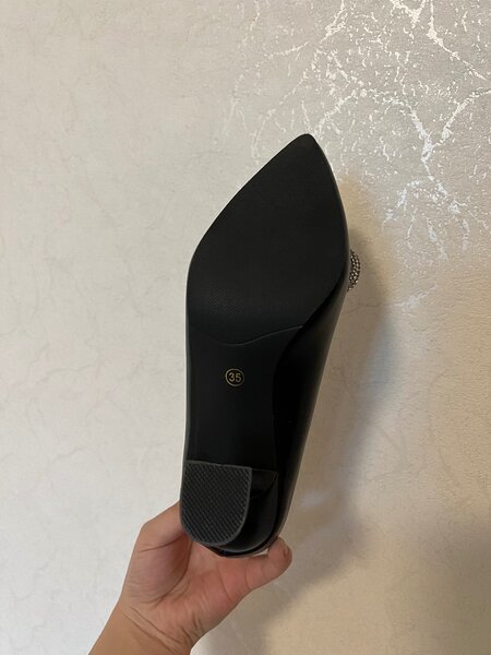 Туфли на каблуке