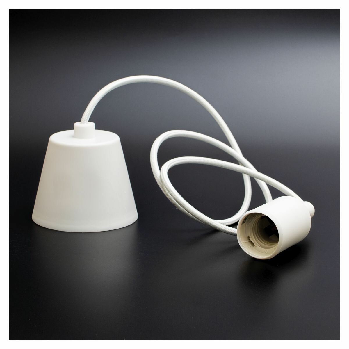 Câble suspendu E27 1m blanc