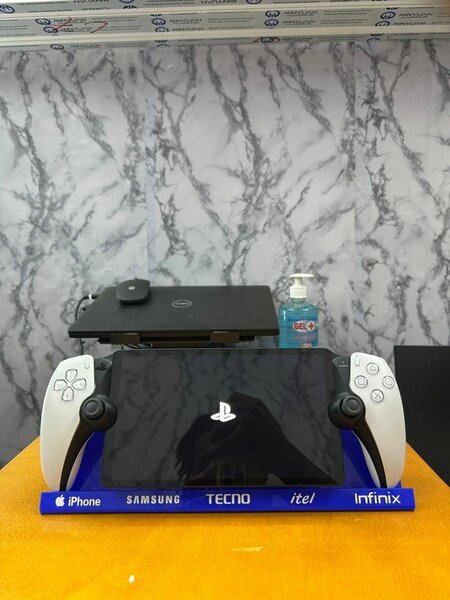 PLAYSTATION PORTABLE