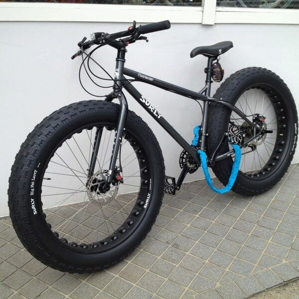 Vélo Fat Bike tout-terrain robuste