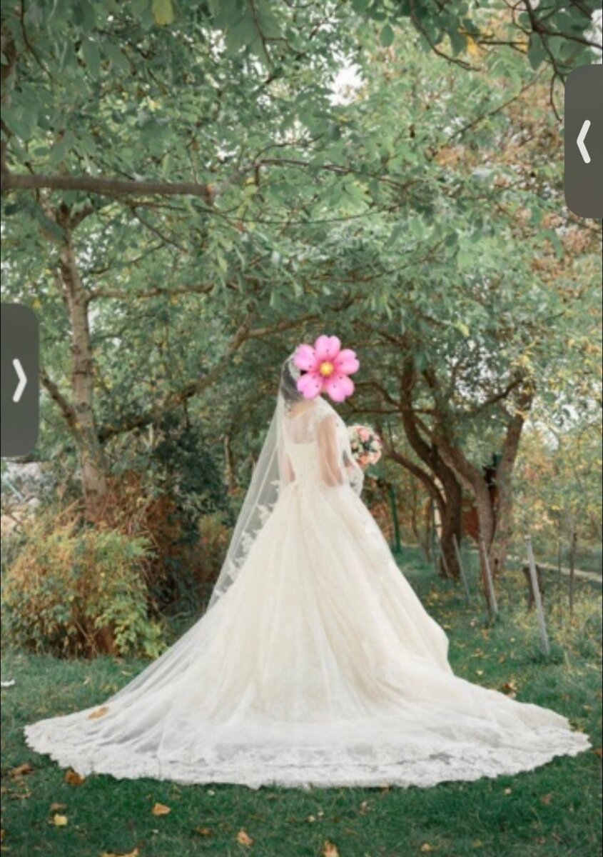 Свадебное платье со шлейфом