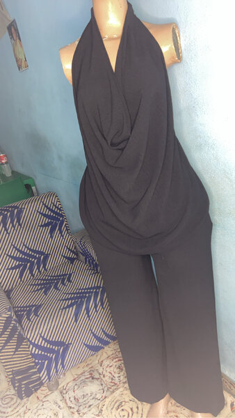 Combinaison élégante femme