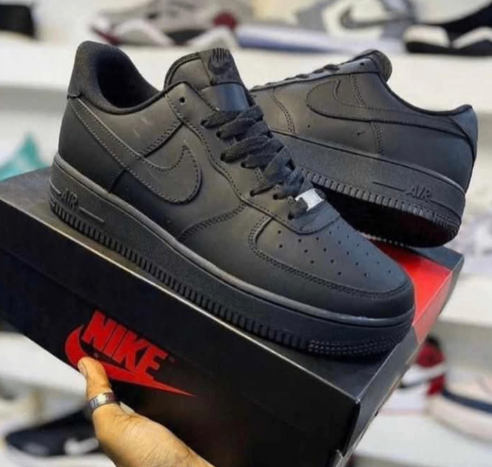Nike Air Force 1 Noires
