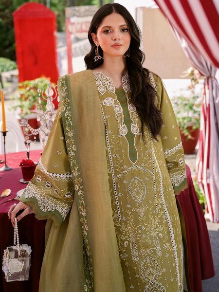 Ladies suit