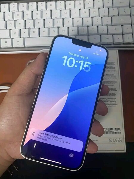 iPhone 13 Blanc 128Go