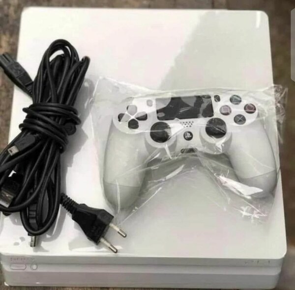 Console de Jeu avec Manette