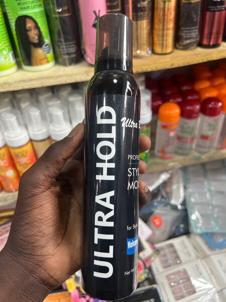 Mousse coiffante Ultra Hold