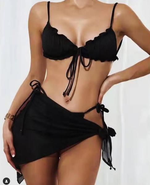 Luxurious 3 piece bikini