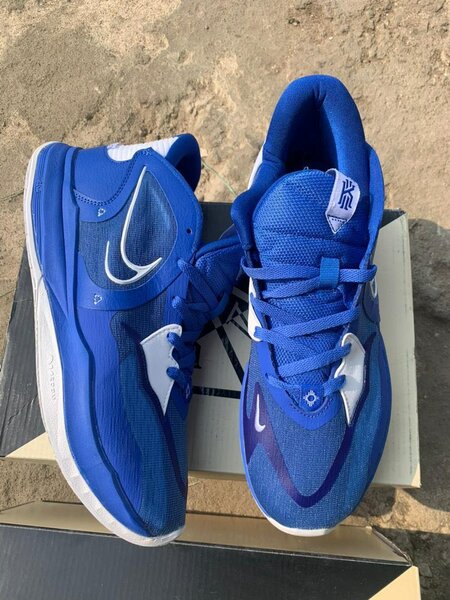 Kyrie Low 5