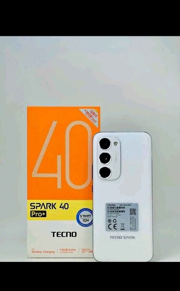 Tecno spark 40 pro+
