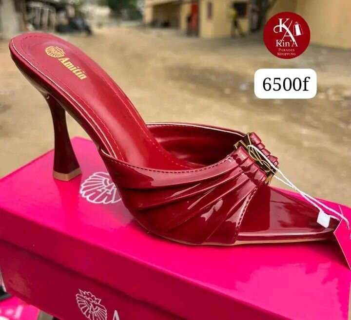 Sandales à talon élégantes