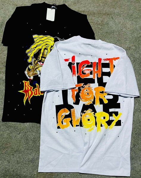 T-shirts graphiques colorés