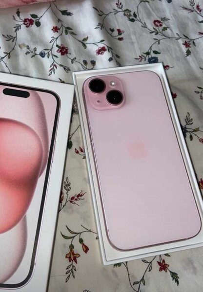 iPhone 15 128 giga neuf scellé